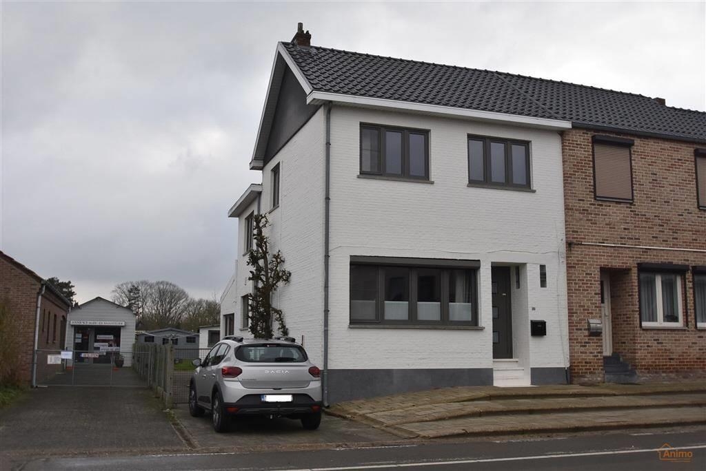 Huis te  koop in Houthalen 3530 299000.00€ 3 slaapkamers 156.00m² - Zoekertje 404783