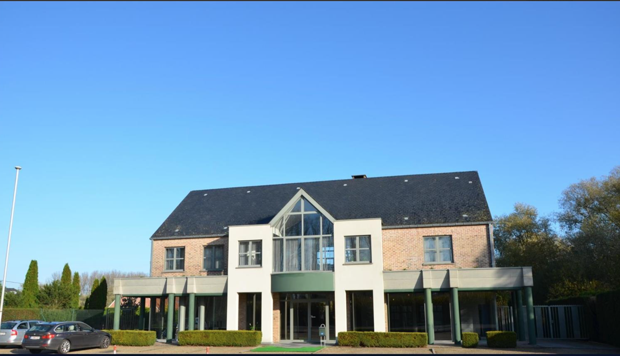 Handelszaak te koop in Bilzen 3740 699000.00€ slaapkamers 334.00m² - Zoekertje 404974