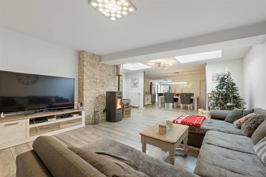 Huis te  koop in Lanaken 3620 349000.00€ 4 slaapkamers 170.00m² - Zoekertje 406225