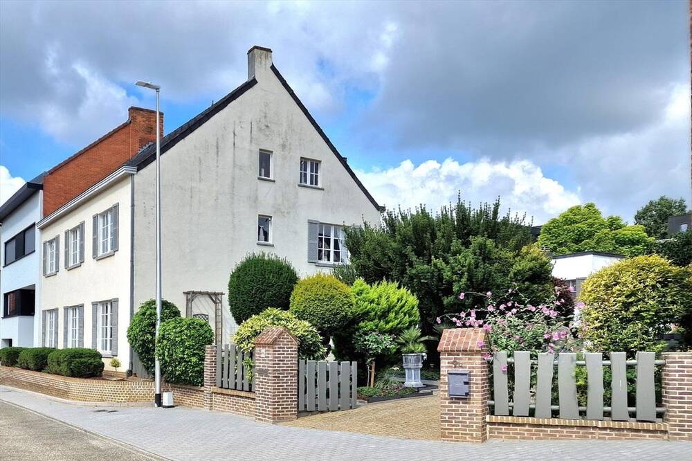 Huis te koop in Lummen 3560 550000.00€ 8 slaapkamers 296.00m² - Zoekertje 406902