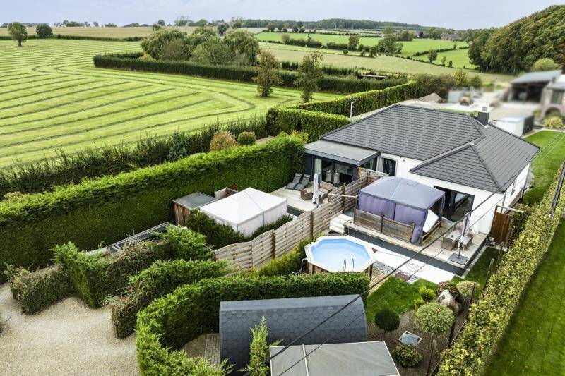 Villa te  koop in Voeren 3790 695000.00€ 3 slaapkamers 164.00m² - Zoekertje 408031