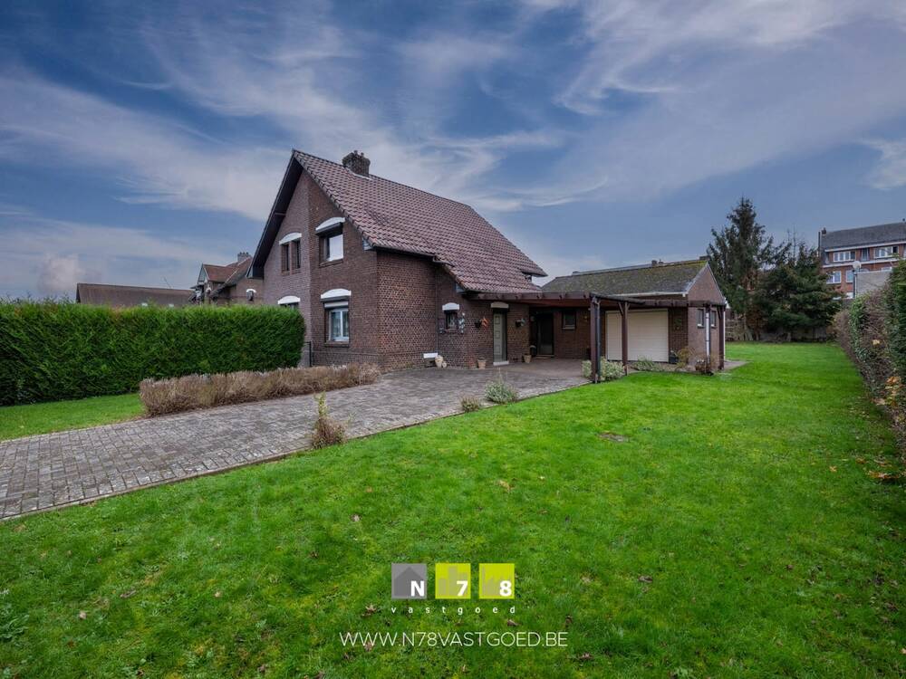 Huis te koop in Maasmechelen 3630 279000.00€ 3 slaapkamers 139.00m² - Zoekertje 409142