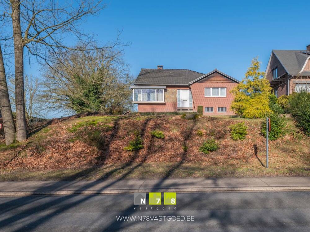 Huis te koop in Maaseik 3680 325000.00€ 4 slaapkamers 124.00m² - Zoekertje 418222