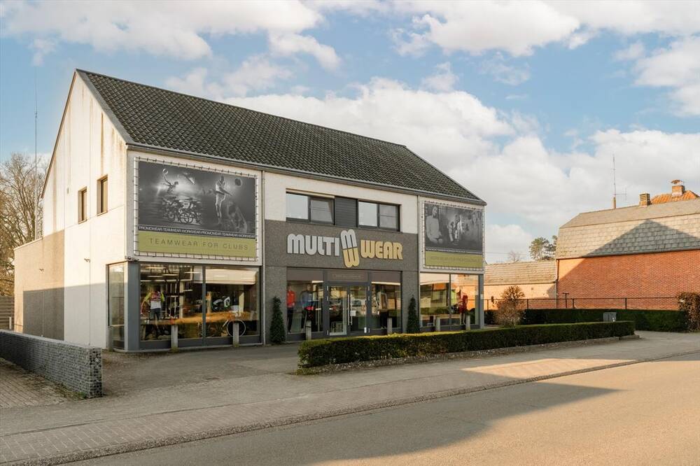 Handelszaak te koop in Overpelt 3900 420000.00€ slaapkamers 306.00m² - Zoekertje 422060