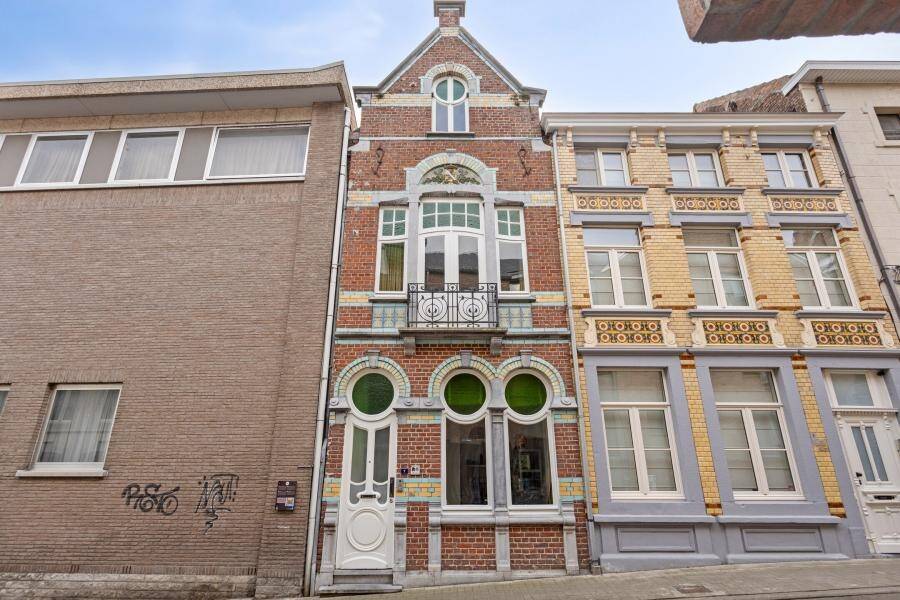 Huis te koop in Tongeren 3700 348000.00€ 3 slaapkamers 159.00m² - Zoekertje 424566