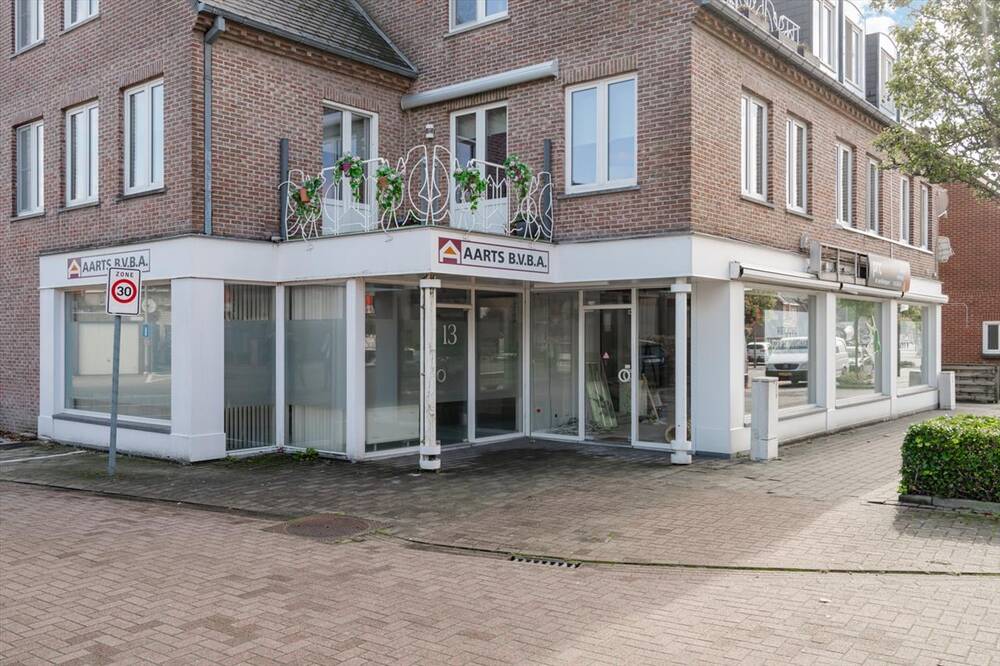 Handelszaak te  huur in Hamont 3930 750.00€  slaapkamers 66.00m² - Zoekertje 425666