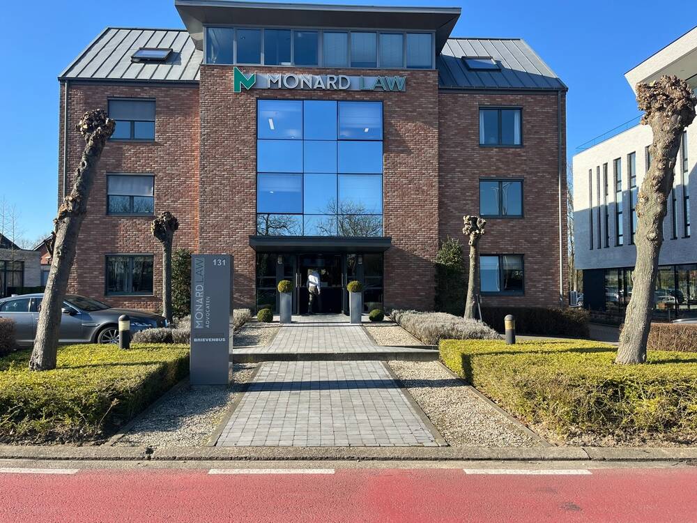 Handelszaak te huur in Hasselt 3500 0.00€ slaapkamers 1750.00m² - Zoekertje 434632