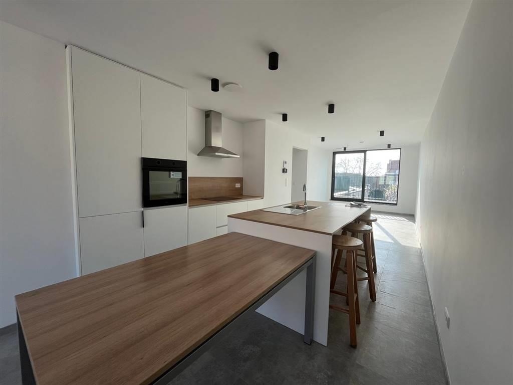 Appartement te  huur in Maaseik 3680 1200.00€ 2 slaapkamers 105.40m² - Zoekertje 438384