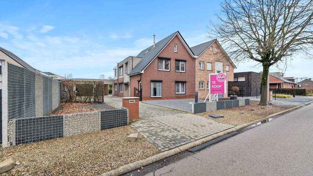 Huis te  koop in Lanaken 3620 349000.00€ 3 slaapkamers 250.00m² - Zoekertje 437940
