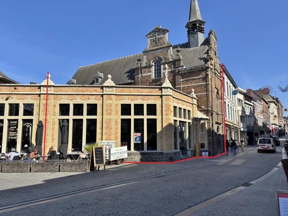 Handelszaak te huur in Sint-Truiden 3800 2250.00€ slaapkamers m² - Zoekertje 439035