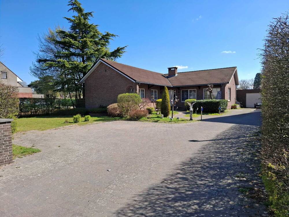 Huis te koop in Heppen 3971 325000.00€ 3 slaapkamers 150.00m² - Zoekertje 439183