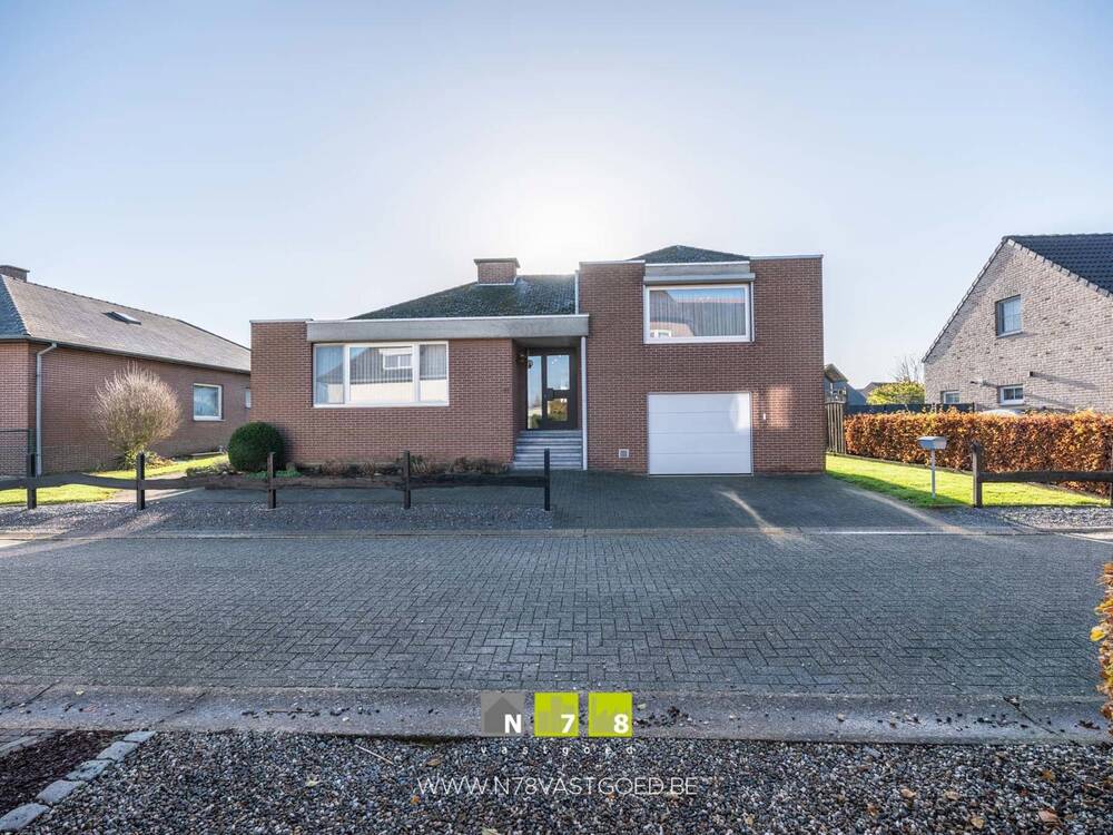 Huis te koop in Maaseik 3680 329000.00€ 3 slaapkamers 117.00m² - Zoekertje 441736