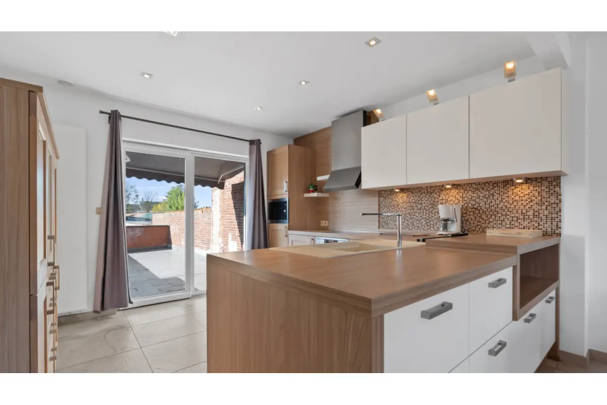 Appartement te  koop in Maasmechelen 3630 269000.00€ 3 slaapkamers 161.00m² - Zoekertje 442086