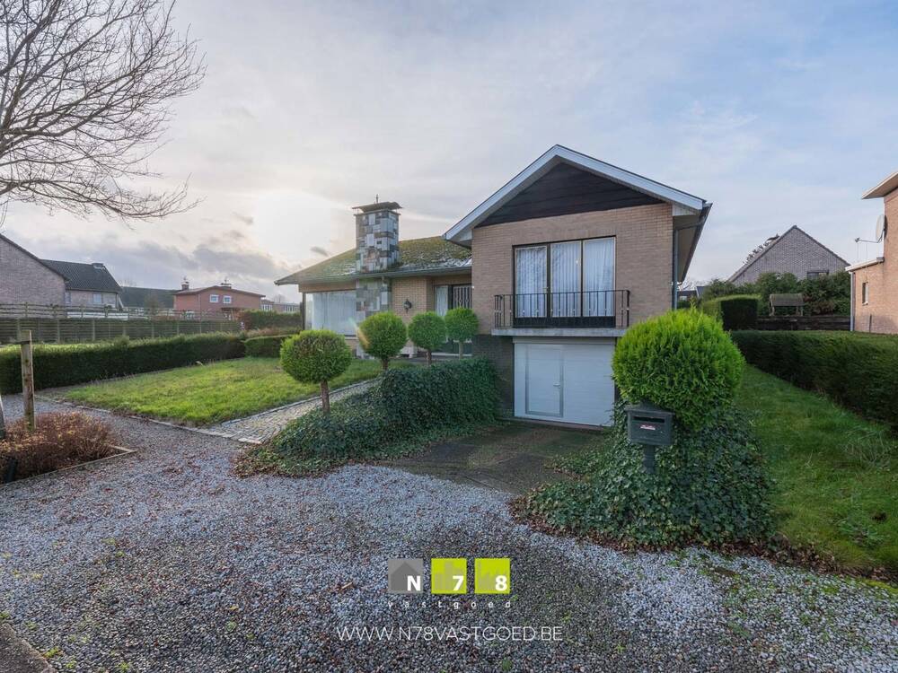 Huis te koop in Maaseik 3680 249000.00€ 3 slaapkamers 110.00m² - Zoekertje 442462