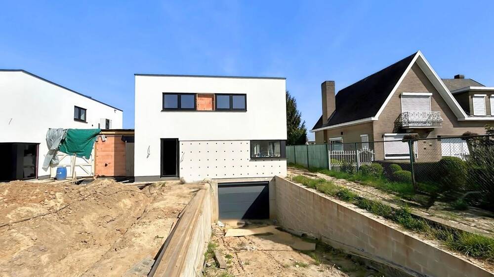 Huis te  koop in Lanaken 3620 495000.00€ 3 slaapkamers 180.00m² - Zoekertje 444550