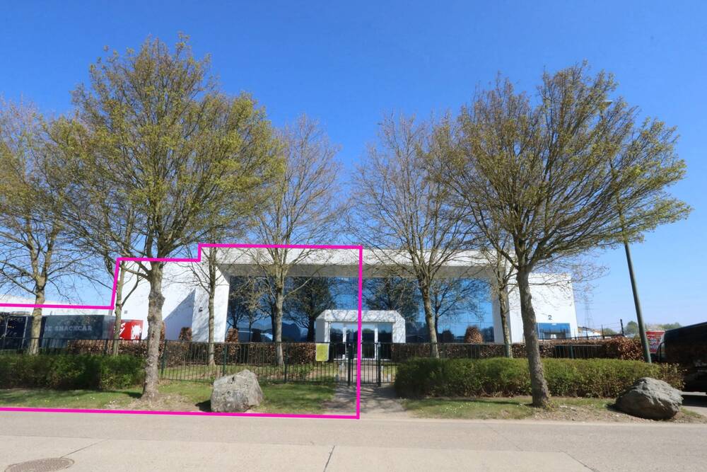 Handelszaak te huur in Maasmechelen 3630 5000.00€ slaapkamers 1951.00m² - Zoekertje 445227