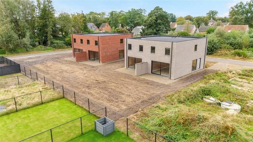 Huis te koop in Peer 3990 270862.00€ 3 slaapkamers 144.00m² - Zoekertje 447881