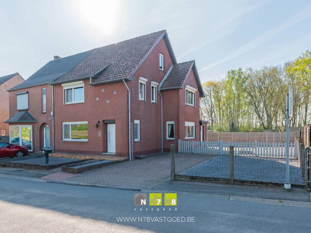 Huis te koop in Dilsen-Stokkem 3650 265000.00€ 3 slaapkamers 124.00m² - Zoekertje 453726
