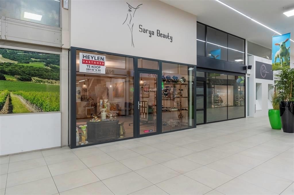 Handelszaak te koop in Genk 3600 175000.00€ slaapkamers 100.00m² - Zoekertje 454565