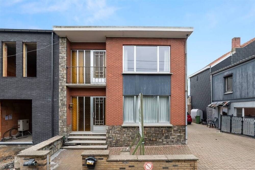 Huis te  koop in Gingelom 3890 200000.00€ 3 slaapkamers 170.00m² - Zoekertje 454707
