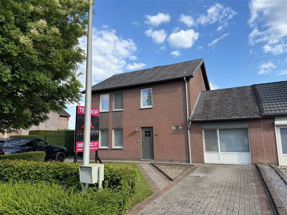 Huis te koop in Neeroeteren 3680 325000.00€ 3 slaapkamers 182.00m² - Zoekertje 454902