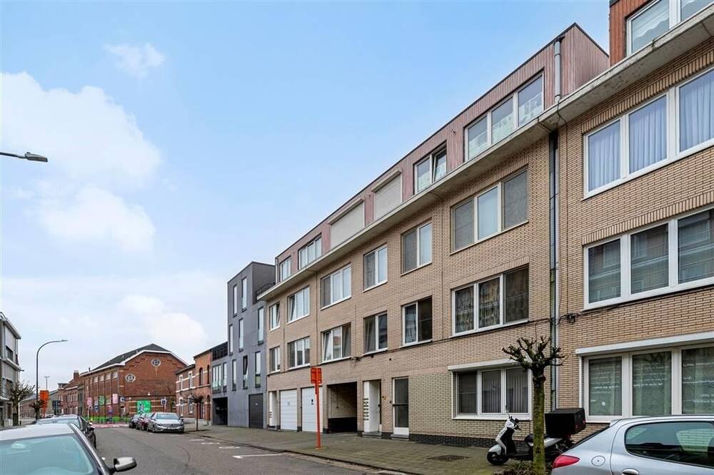 Handelszaak te koop in Hasselt 3500 130000.00€ 1 slaapkamers 50.38m² - Zoekertje 457155