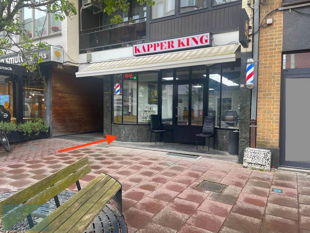 Handelszaak te huur in Genk 3600 1300.00€ slaapkamers m² - Zoekertje 458553