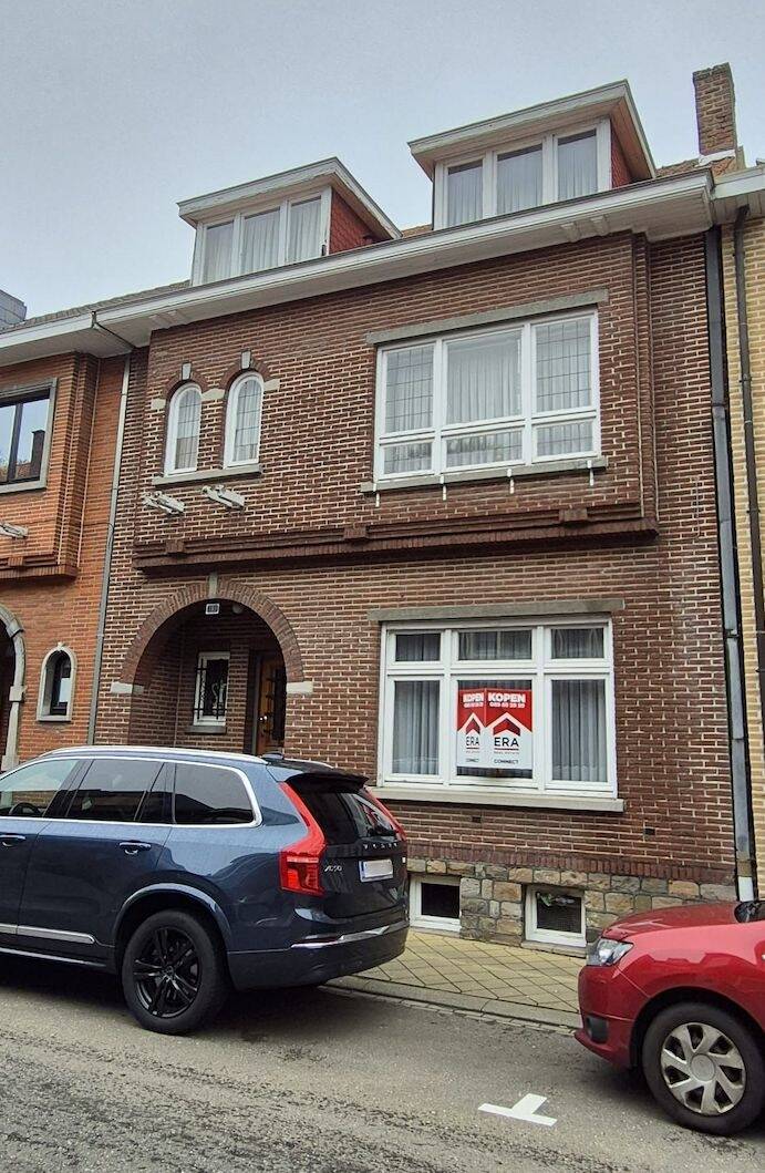 Huis te koop in Bilzen 3740 249000.00€ 4 slaapkamers 187.00m² - Zoekertje 459216