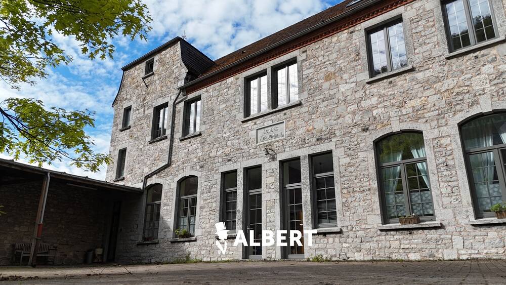 Huis te in Dinant 5500 850000.00€ 8 slaapkamers 752.00m² - Zoekertje 461148