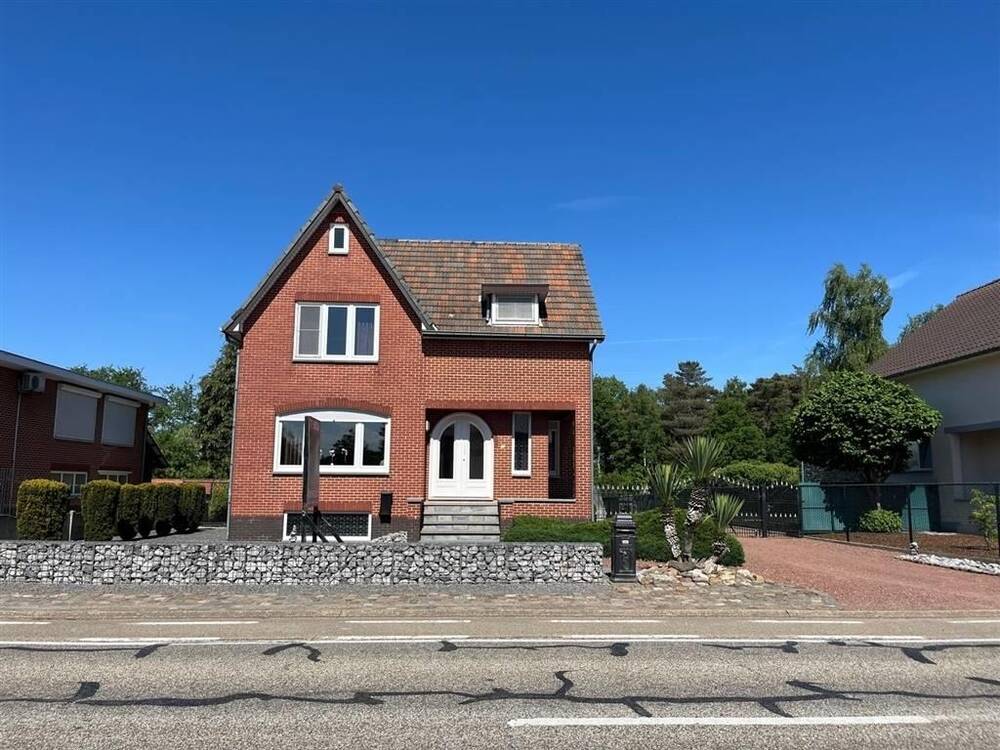 Huis te  koop in Elen 3650 268000.00€ 3 slaapkamers 143.00m² - Zoekertje 460533