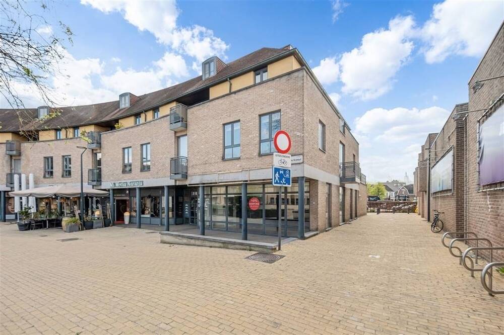 Handelszaak te koop in Lommel 3920 265000.00€ slaapkamers 193.00m² - Zoekertje 462086