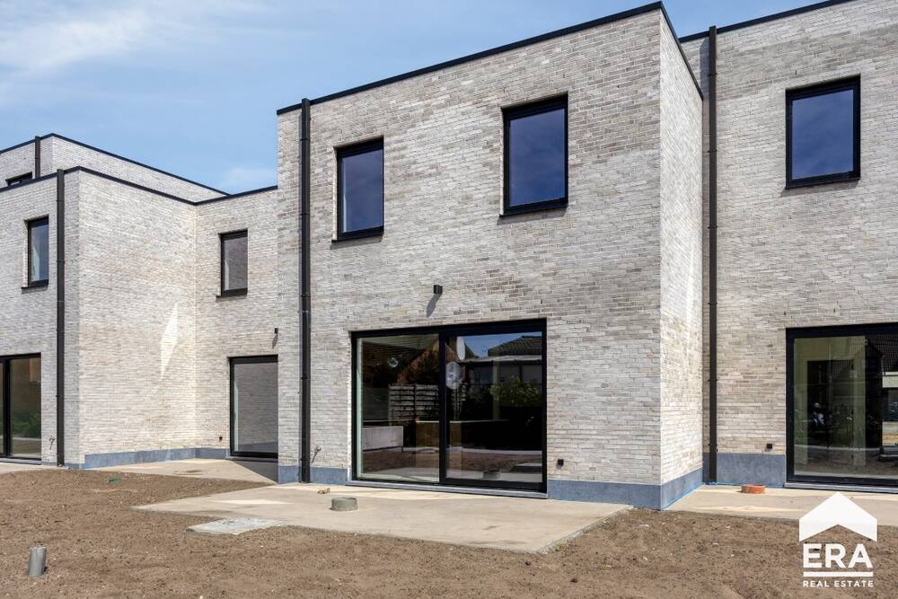 Huis te  koop in Lommel 3920 398465.00€ 3 slaapkamers 146.52m² - Zoekertje 462934