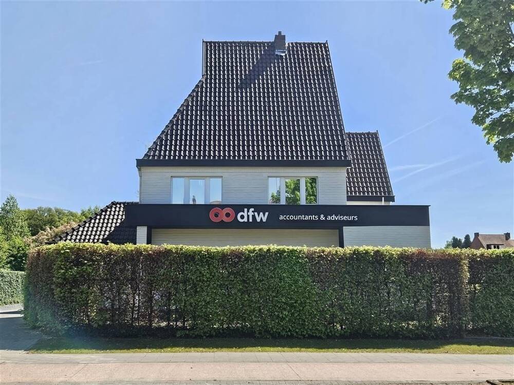 Handelszaak te koop in Genk 3600 489000.00€ slaapkamers 239.00m² - Zoekertje 462991