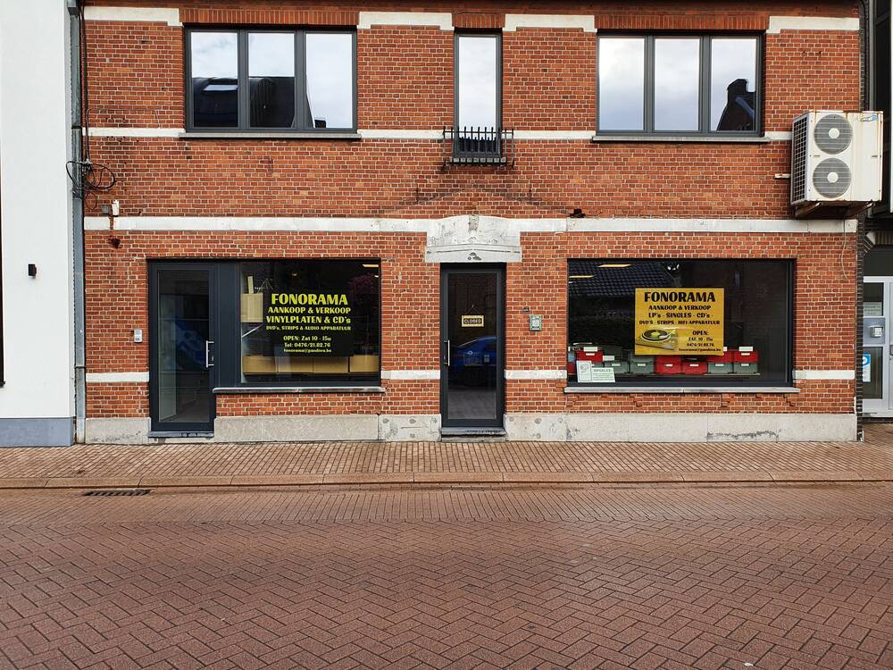 Handelszaak te huur in Zonhoven 3520 2000.00€ 0 slaapkamers m² - Zoekertje 463754