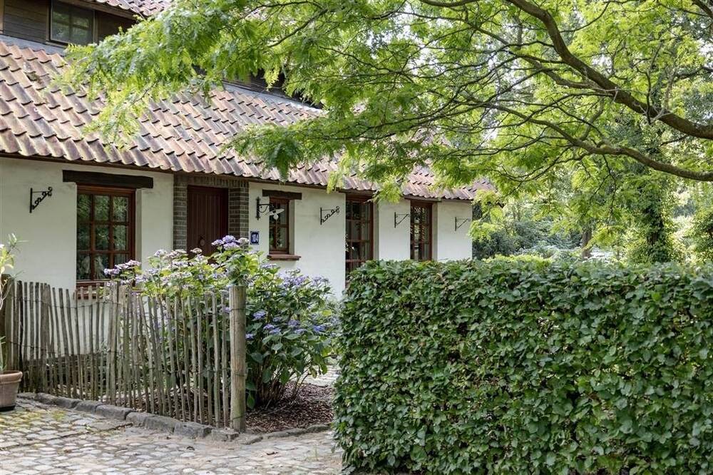 Huis te koop in Overpelt 3900 675000.00€ 4 slaapkamers 256.00m² - Zoekertje 467464