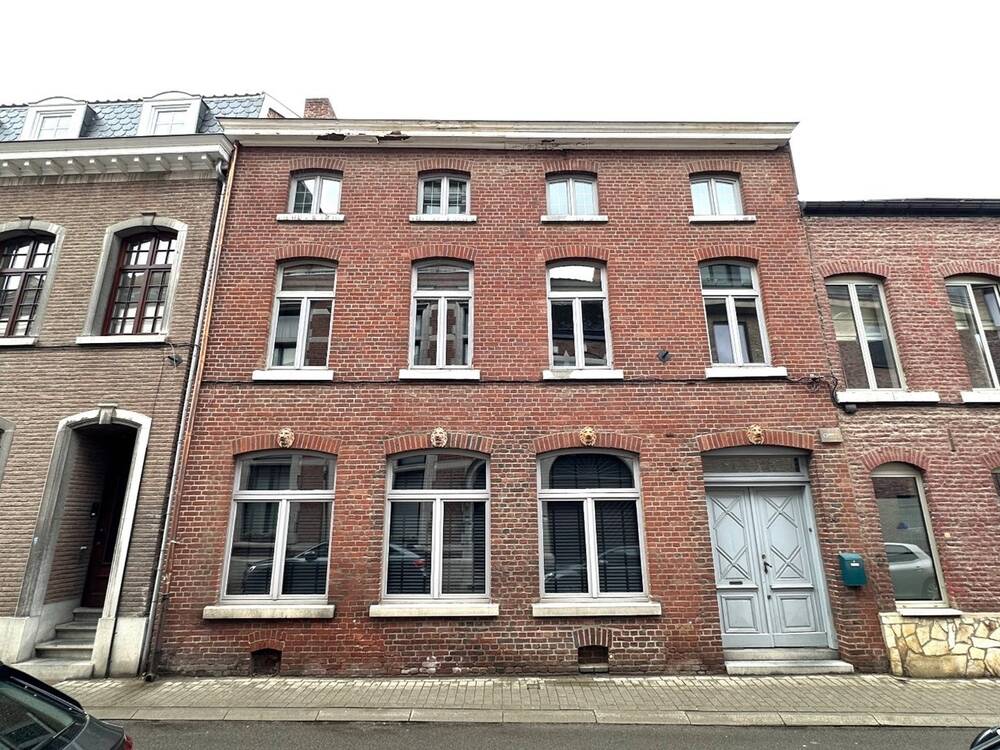 Huis te koop in Tongeren 3700 280000.00€ 3 slaapkamers 276.00m² - Zoekertje 467369