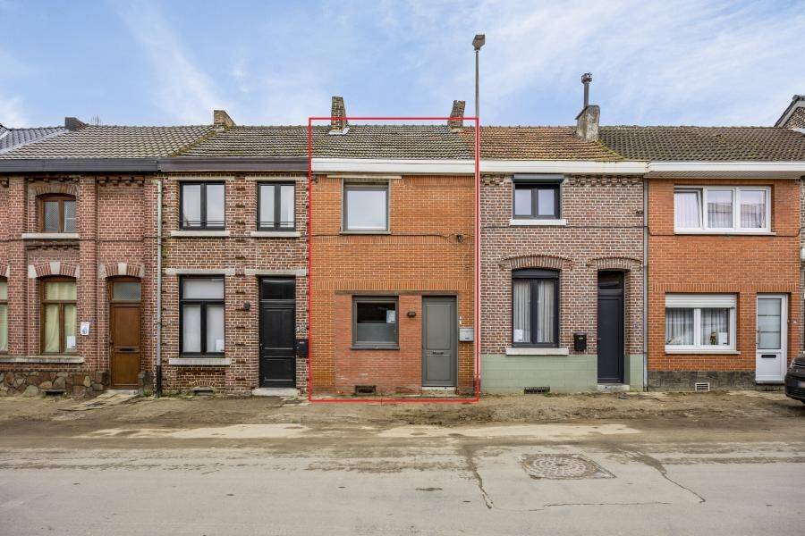 Huis te koop in Tongeren 3700 209000.00€ 2 slaapkamers 109.00m² - Zoekertje 467504