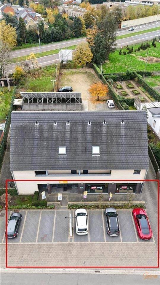Handelszaak te koop in Zonhoven 3520 499000.00€ slaapkamers m² - Zoekertje 470148