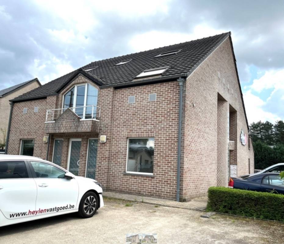 Duplex te  huur in Koersel 3582 1050.00€ 3 slaapkamers 112.00m² - Zoekertje 469552