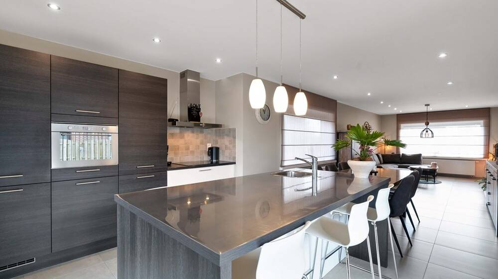 Huis te  koop in Kinrooi 3640 379000.00€ 3 slaapkamers 170.00m² - Zoekertje 469370
