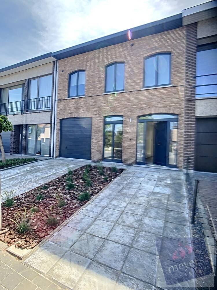 Huis te huur in Hasselt 3500 1195.00€ 3 slaapkamers 186.00m² - Zoekertje 518010