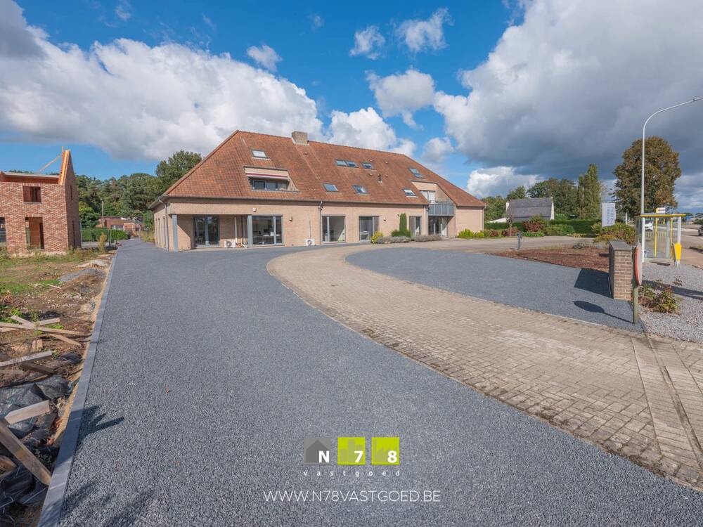 Handelszaak te koop in Maaseik 3680 225000.00€ slaapkamers 250.00m² - Zoekertje 470872