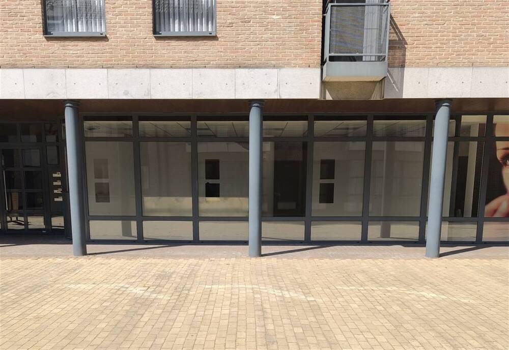 Handelszaak te huur in Lommel 3920 1150.00€ slaapkamers 105.00m² - Zoekertje 471638