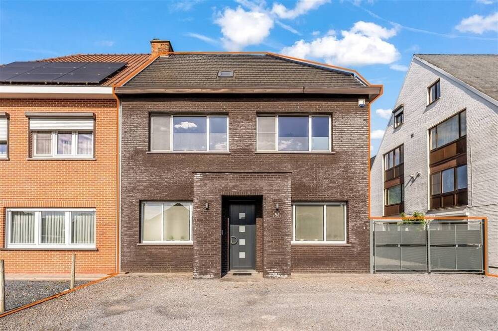 Huis te koop in Zonhoven 3520 429000.00€ 2 slaapkamers 269.00m² - Zoekertje 473592