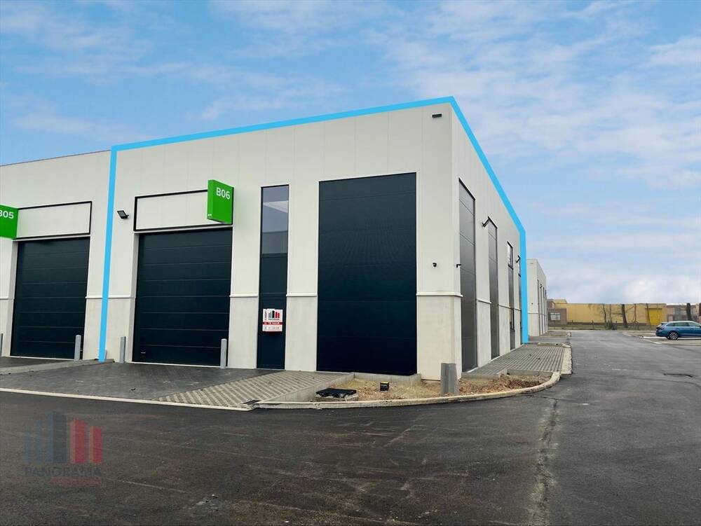 Handelszaak te koop in Genk 3600 470000.00€ slaapkamers 357.00m² - Zoekertje 476229