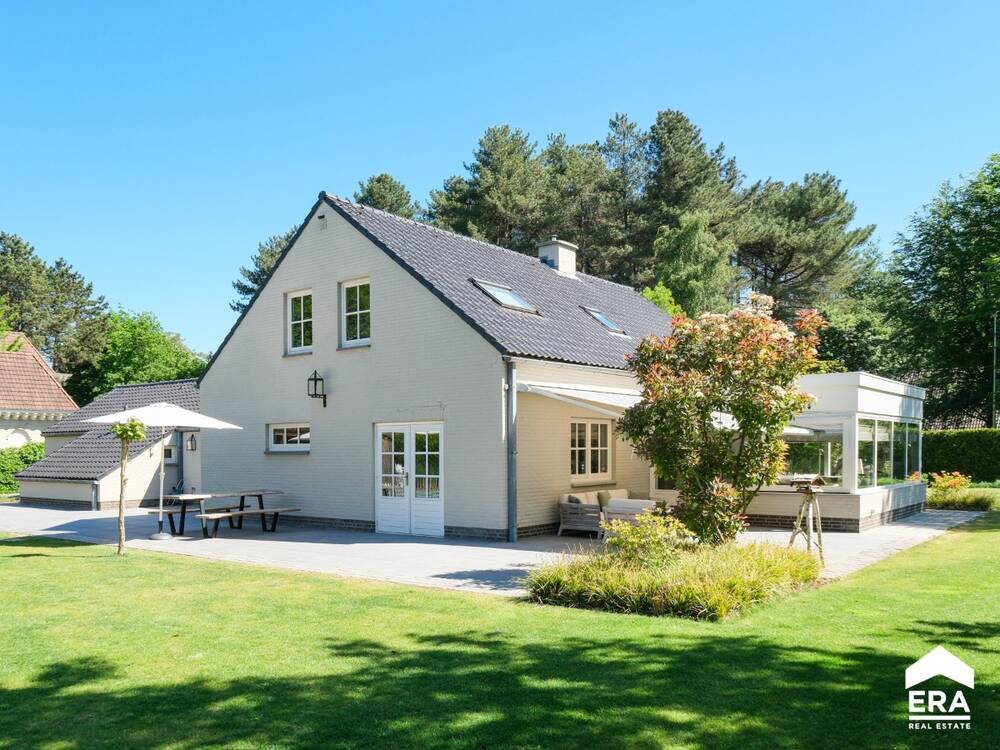 Villa te  koop in Neerpelt 3910 949000.00€ 3 slaapkamers 316.00m² - Zoekertje 477236