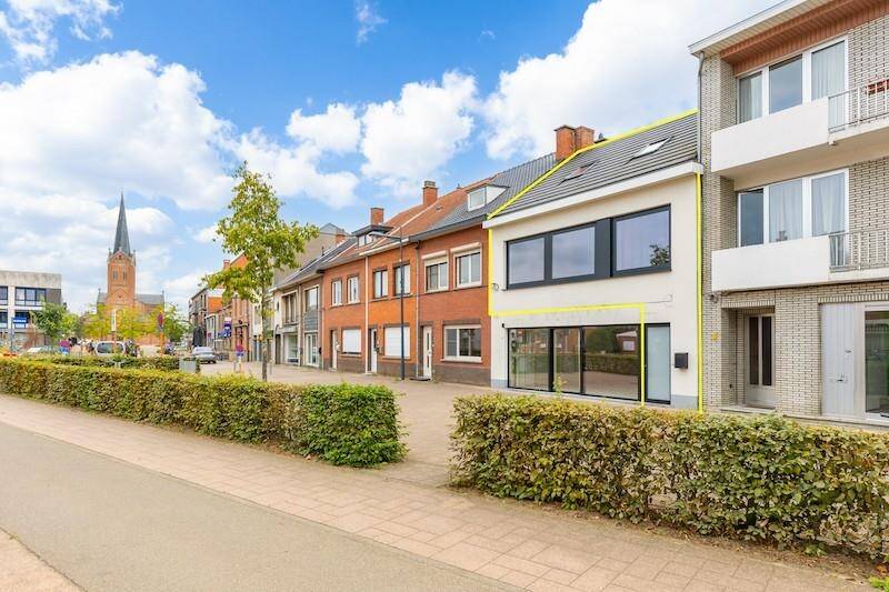Appartement te huur in Paal 3583 1050.00€ 2 slaapkamers 185.00m² - Zoekertje 476670