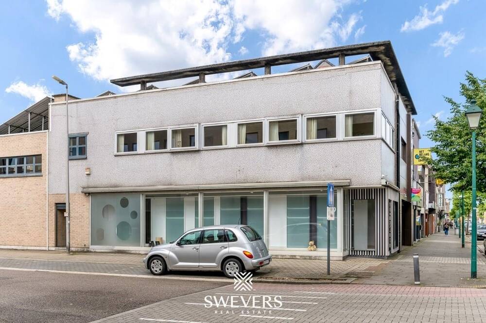 Handelszaak te koop in Leopoldsburg 3970 360000.00€ slaapkamers m² - Zoekertje 476490