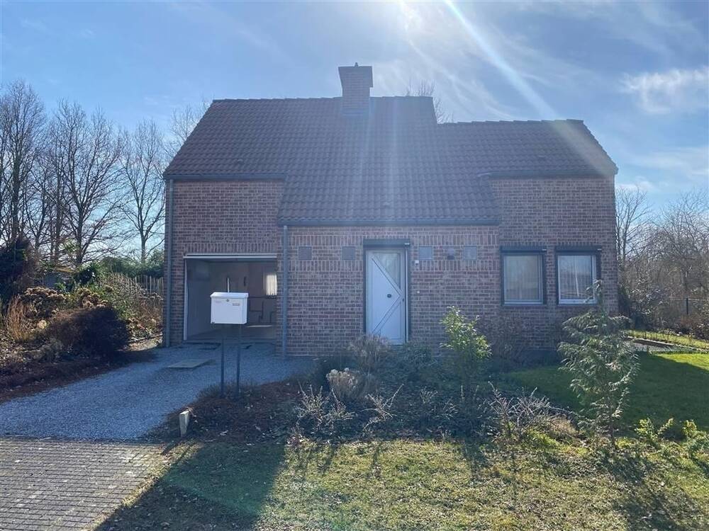 Villa te  koop in Sint-Truiden 3800 350000.00€ 3 slaapkamers 120.35m² - Zoekertje 478847
