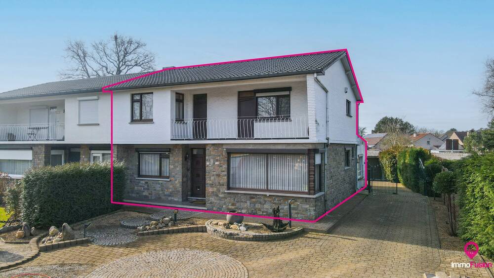 Huis te koop in Heusden-Zolder 3550 299000.00€ 4 slaapkamers 206.00m² - Zoekertje 481227